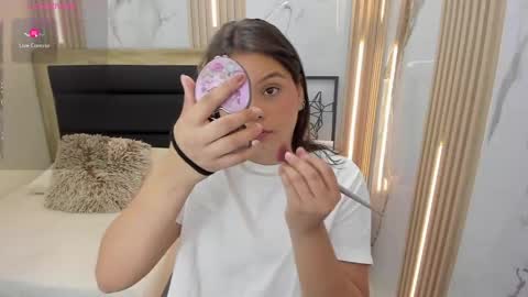  E F F Y  online show from April 23, 12:12 pm