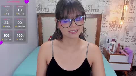 Snapshot of effystonnem chatting on December 19, 7:51 pm E F F Y online show from December 19, 7:51 pm