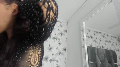 Snapshot of ehotloveaxxx chatting on January 9, 4:39 pm Valery online show from January 9, 4:39 pm