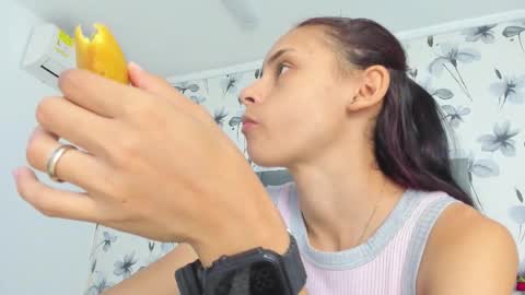 Snapshot of ehotloveaxxx chatting on September 30, 2:33 pm Valery online show from September 30, 2:33 pm