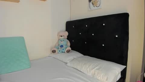 eileenclark online show from April 25, 1:41 pm