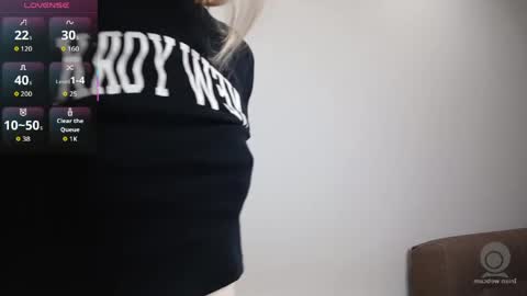 Eileen online show from April 16, 3:07 am