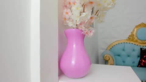 Snapshot of eimy_skinny chatting on September 10, 12:27 pm eimy online show from September 10, 12:27 pm