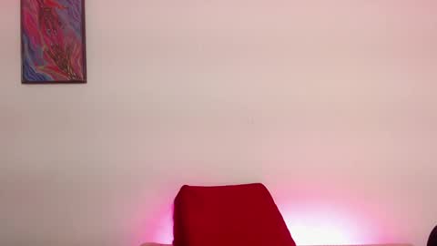 Snapshot of eimytatto_ chatting on February 6, 2:44 am Carla online show from February 6, 2:44 am