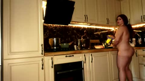 Elena online show from April 25, 1:41 pm