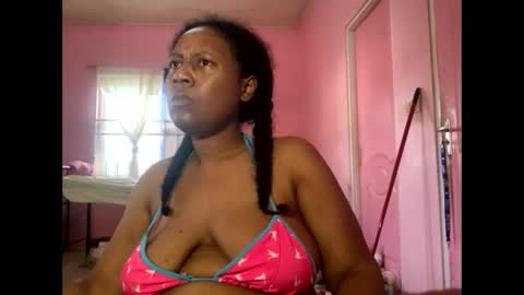 Eirondra Valeen online show from March 15, 10:39 am