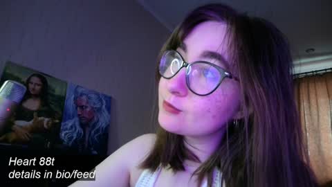 If you like it when I meow give me a thumbs up online show from February 4, 10:00 am