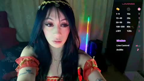 ELA  online show from April 23, 9:17 am