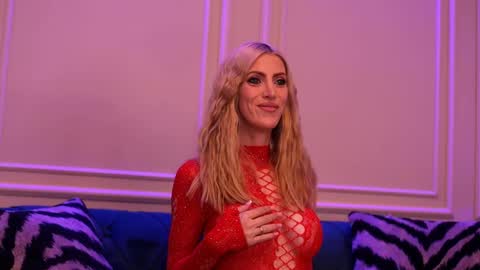 Ella online show from April 22, 4:53 am