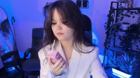 Your sweet girl online show from May 12, 11:22 pm