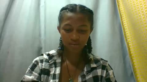 Snapshot of elaliealdy chatting on October 2, 7:13 am elaliealdy online show from October 2, 7:13 am