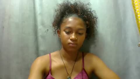 Snapshot of elaliealdy chatting on October 6, 12:55 pm elaliealdy online show from October 6, 12:55 pm