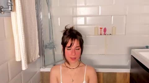 ELA 3 online show from July 21, 6:47 am