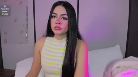 elara_bloom_ online show from June 26, 3:30 am