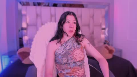 Ela online show from April 3, 12:03 pm