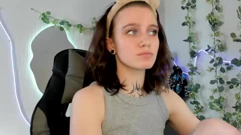 elastikiss online show from April 22, 10:23 am