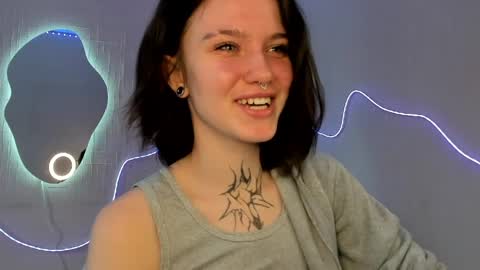 elastikiss online show from March 8, 5:11 am