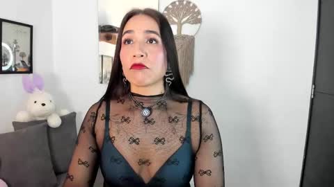 Electra- Please help me reach 100 likes online show from April 28, 1:58 am