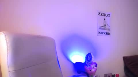  Elektra Sky  online show from March 21, 10:15 pm