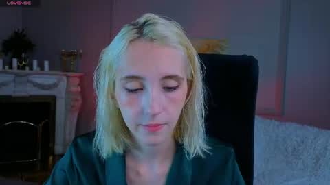 Elen  online show from June 25, 5:23 am