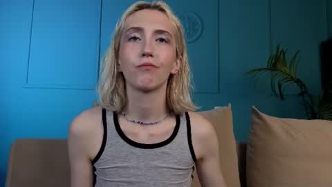 Elen  online show from July 11, 7:19 am