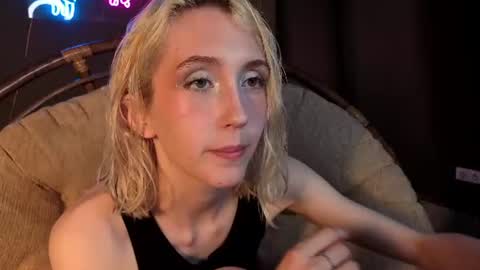 Elen  online show from July 10, 7:09 am