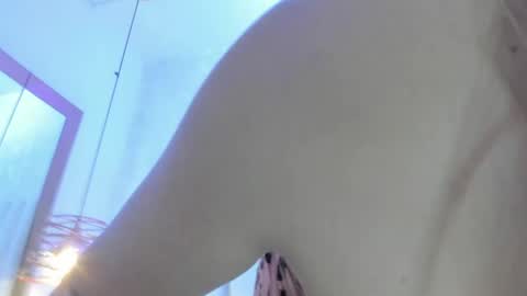 Elena online show from April 22, 7:11 pm