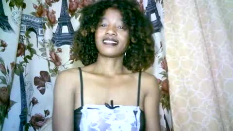 elenah013 online show from November 12, 7:06 am