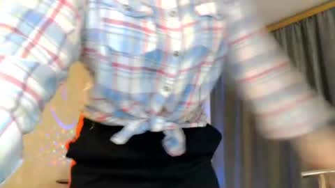 elenaza online show from February 17, 4:17 pm