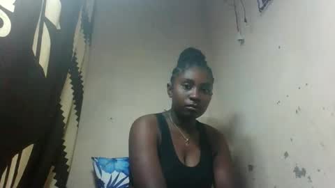 eliannee online show from December 21, 8:29 am