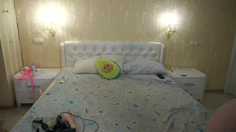 Luna online show from April 26, 9:34 pm