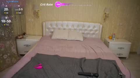 Luna online show from October 31, 3:49 pm