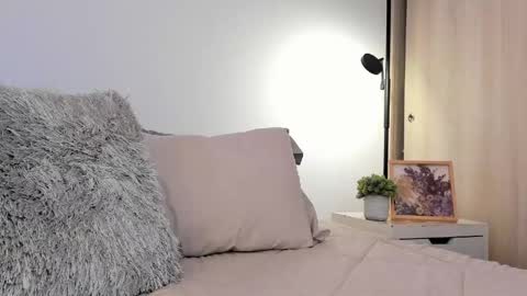 Eli online show from April 28, 2:27 am