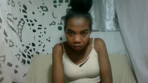 eliettesoa online show from July 31, 8:26 am