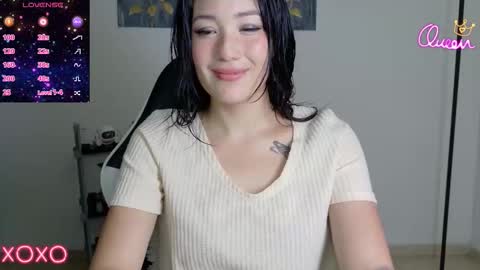 eliiih_ online show from February 18, 2:49 pm