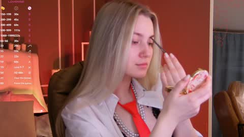 Elina online show from February 4, 1:12 am