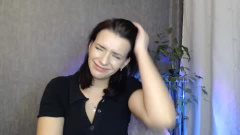 Snapshot of elinapretty chatting on January 24, 12:10 am Elina online show from January 24, 12:10 am