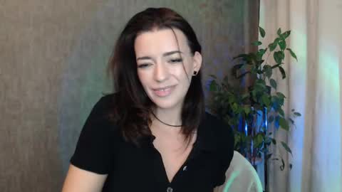 Snapshot of elinapretty chatting on October 11, 11:29 pm Elina online show from October 11, 11:29 pm