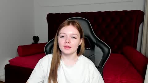 elinavale online show from June 11, 12:32 am