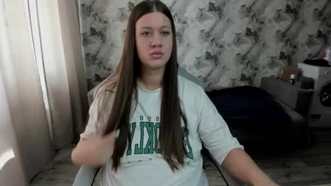 Aletta Oushen online show from April 23, 9:17 am