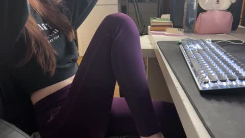 Elisa North online show from February 9, 2:49 am