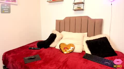 Snapshot of elisabeth_swan chatting on September 24, 12:48 pm Elizabeth online show from September 24, 12:48 pm