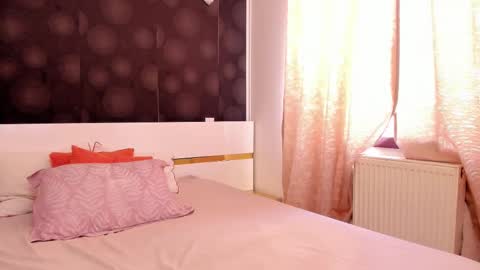 Elly online show from January 13, 8:51 am