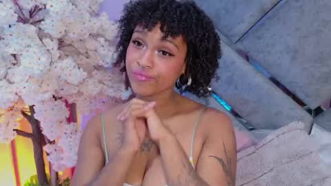 elit noa online show from July 14, 2:16 am