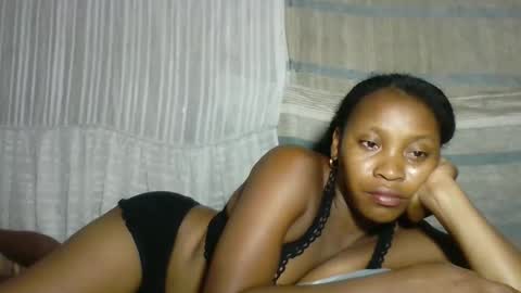 elita12010 online show from April 25, 12:52 pm