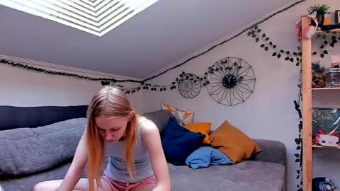 EliteEros online show from May 30, 12:14 pm