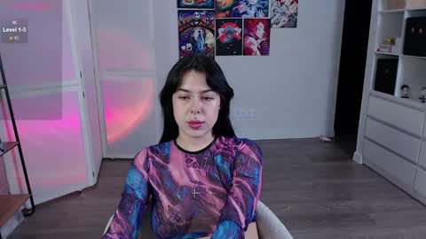 Ari online show from February 6, 3:09 pm