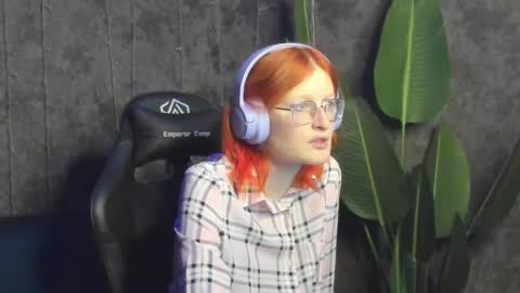 Elizabeth online show from January 19, 9:16 am