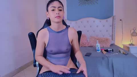 Elizabeth  online show from April 23, 2:52 am