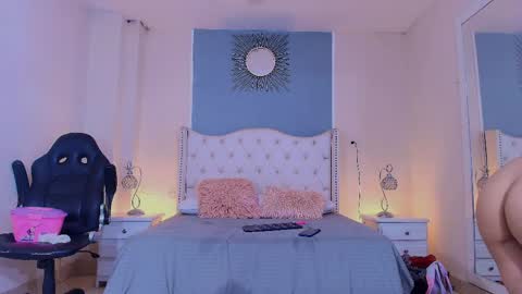 Elizabeth  online show from April 23, 12:29 pm